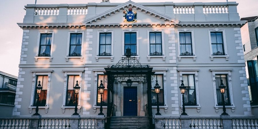 edificio en isla del sur Irlanda